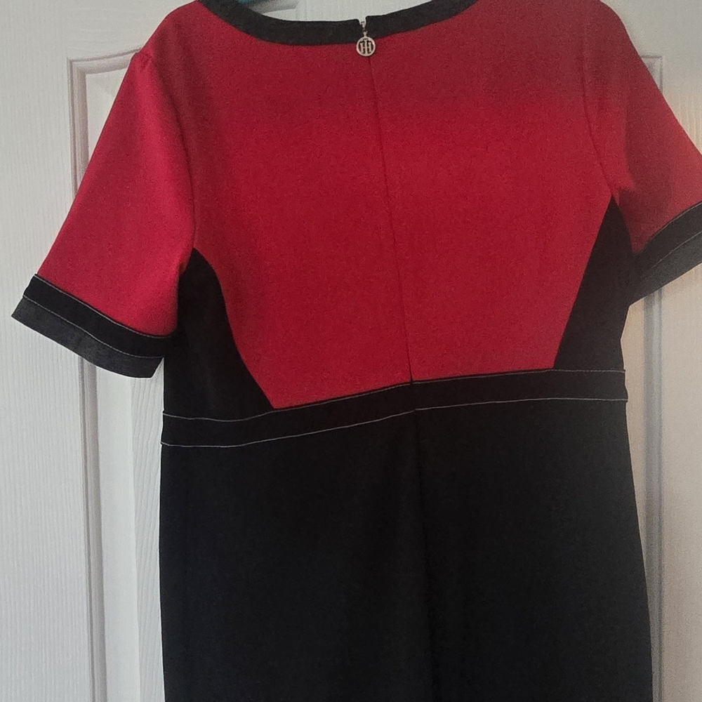 Dress - Picture 3 of 3